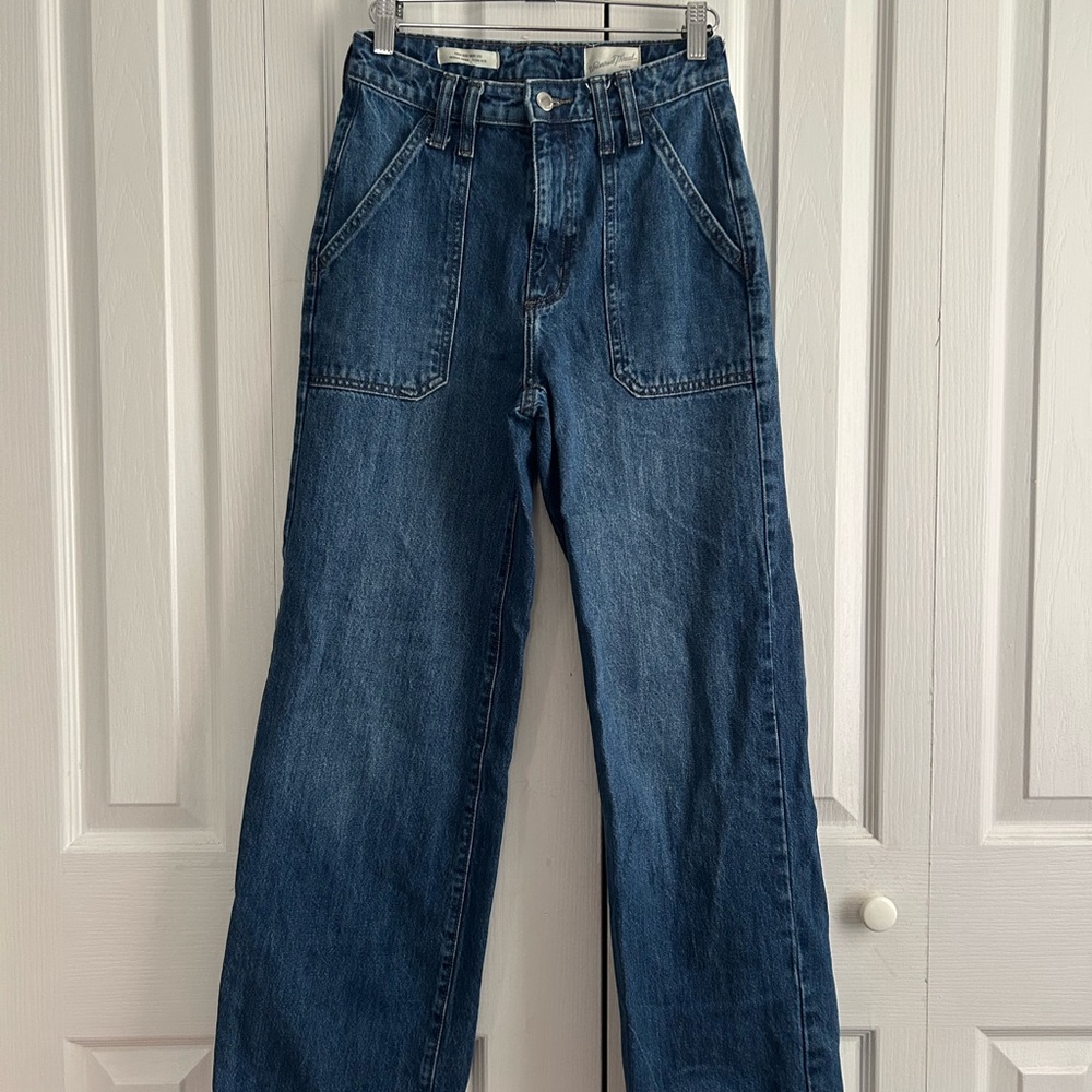 Universal Thread Blue Relaxed Jeans